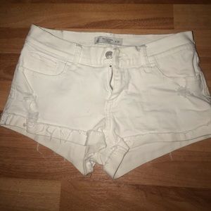 white abercrombie & fitch jean shorts